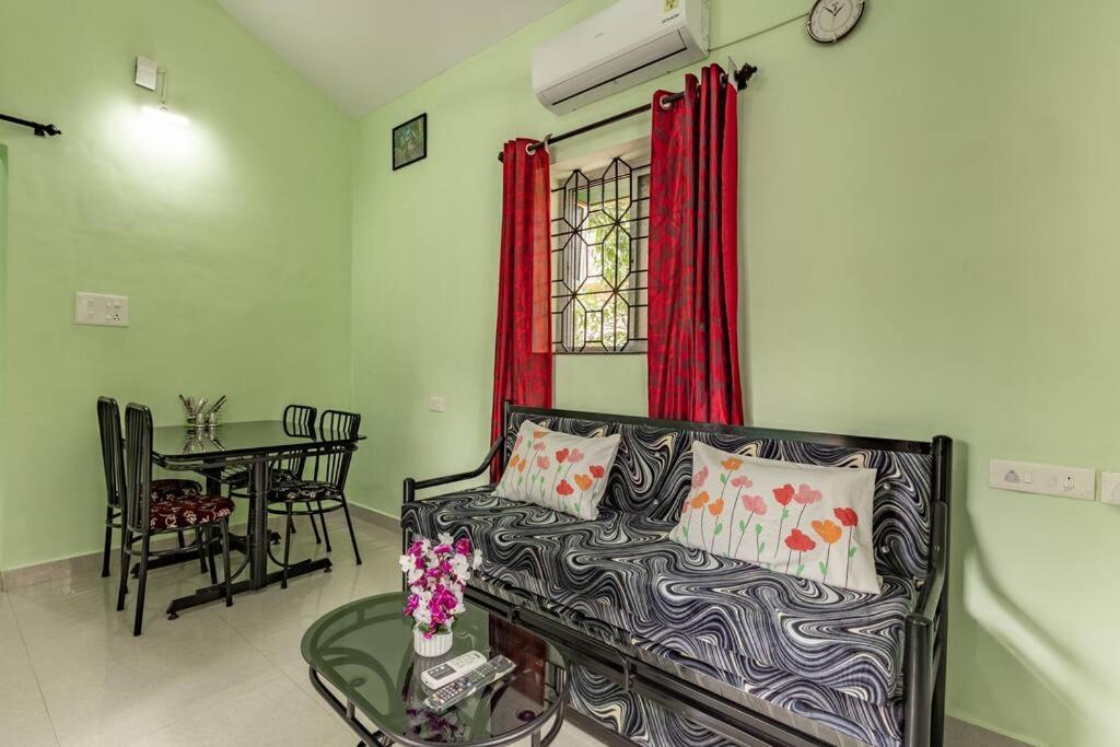 Apartment 1bhk Fully Furnished 4 Min Ride To The *